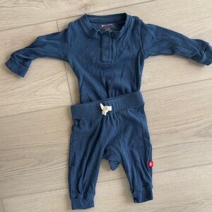 Magnetic me set 3 to 6 months